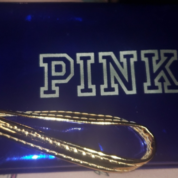 PINK COSMETIC/WRISTLET BAG GUC - Picture 4 of 7